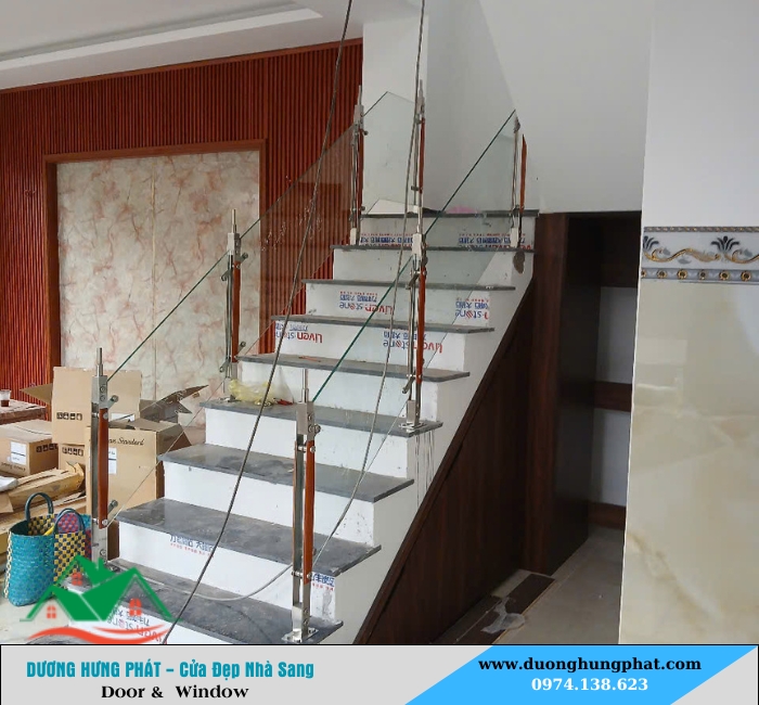 cầu thang kính tại Củ Chi TP.HCM